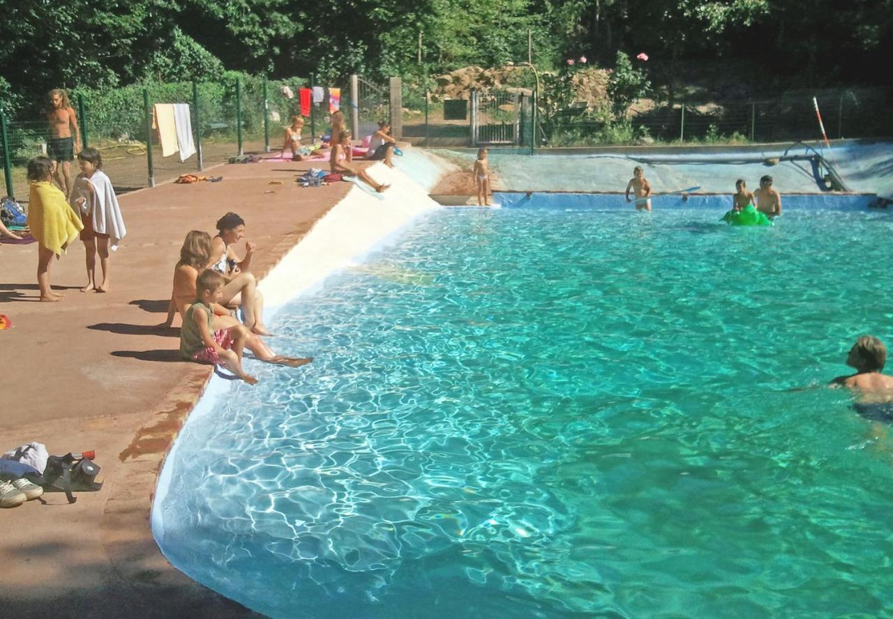 Camping Le P'Tit Bonheur Escaro Exterior photo